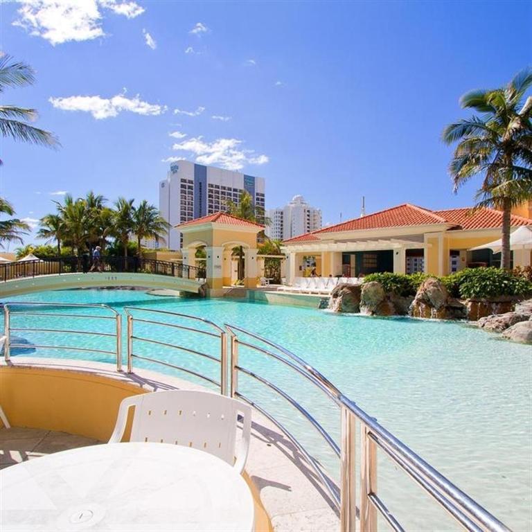 Appartement Deluxe Chevron Renaissance à Gold Coast Extérieur photo