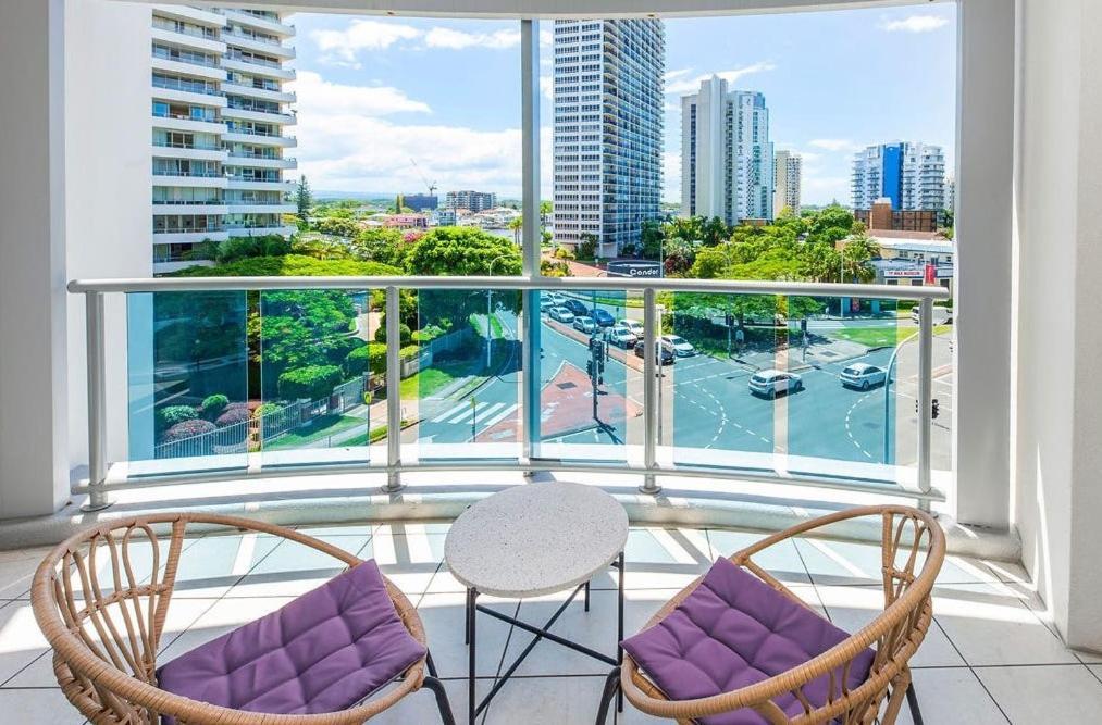 Appartement Deluxe Chevron Renaissance à Gold Coast Extérieur photo