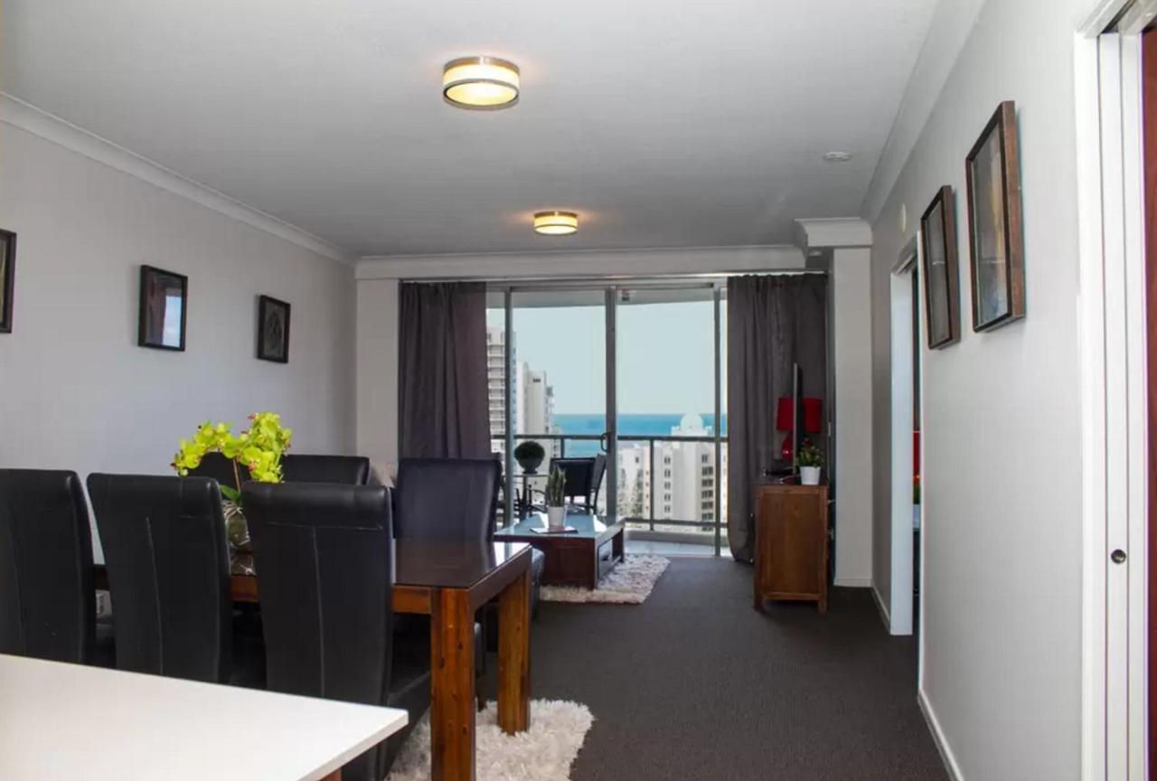 Appartement Deluxe Chevron Renaissance à Gold Coast Extérieur photo