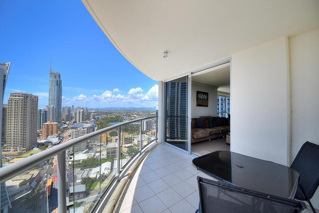 Appartement Deluxe Chevron Renaissance à Gold Coast Extérieur photo